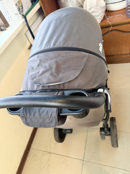 Коляска прогулочный Joie