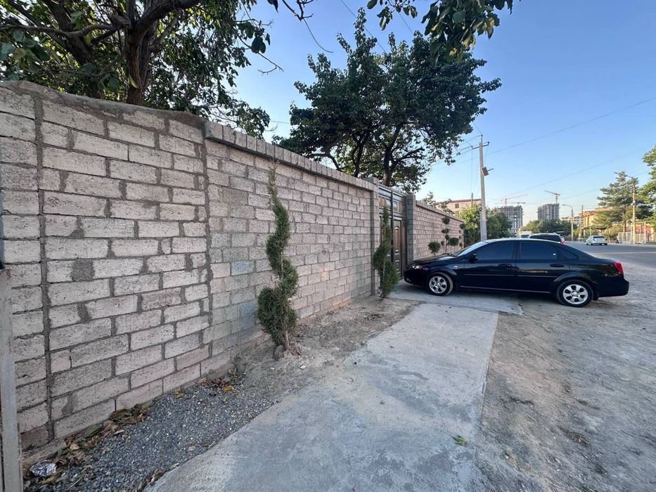 Продаётся Дом Вдоль дароги под бизнес