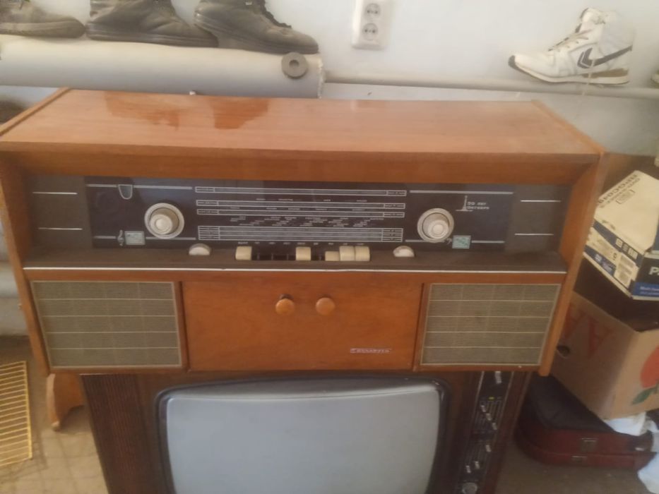 Продам радиолу Беларусь