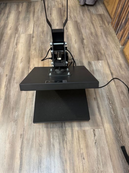 Преса за тениски DTF