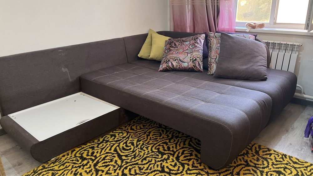 Продам угловой диван