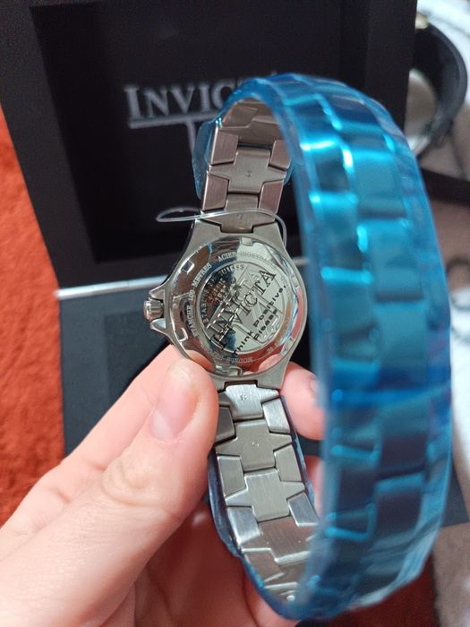 Vand Ceas Invicta