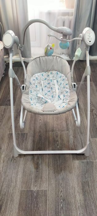 Продам недорого шезлонг- качалка 3в1