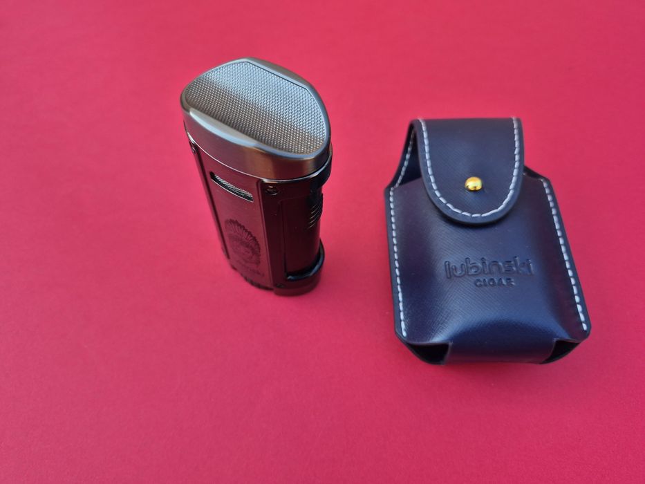 Луксозен комплект lubinski,запалка за пури с калъф