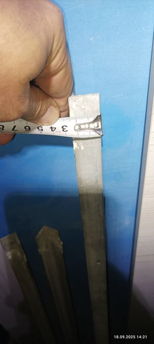 Уголок алюминиевый