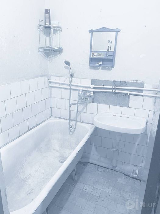 Sardobada 3 xonali kvartira sotiladi