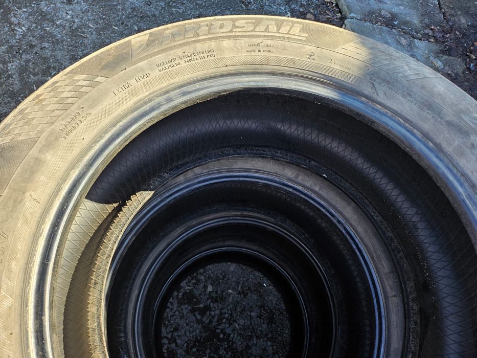 Продаю шины летние