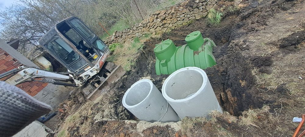 Услуги с мини багер и бобкат(самосвал)