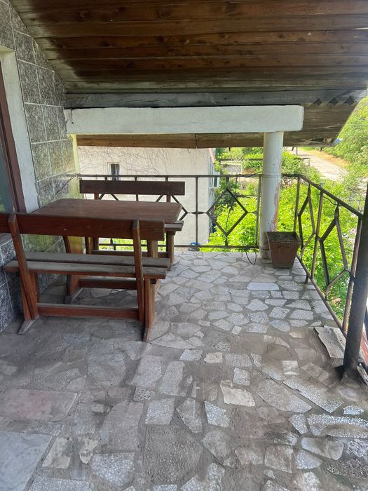 Продаваме къща в село Гривица