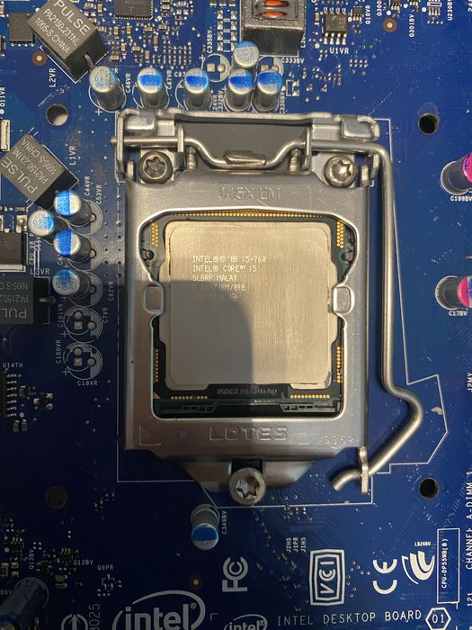 Vand pc i5 760 12 gb de ram