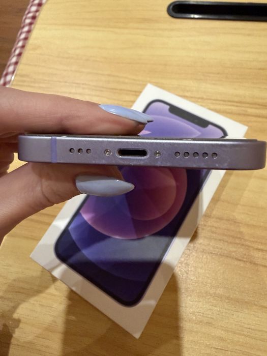 Iphone 12 - 64GB purple