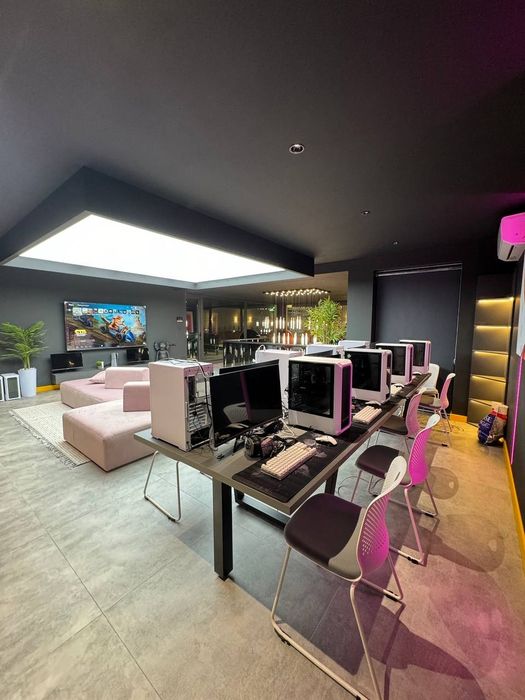 Дача Премиум класса Beverley Hills Около Бочке