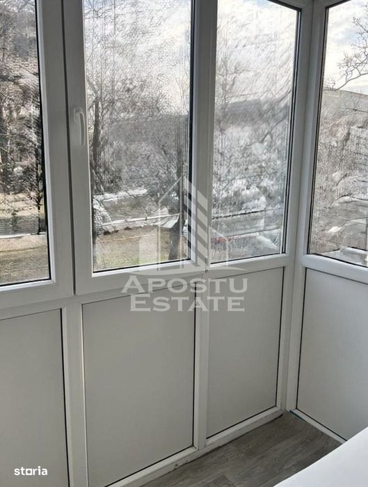 Apartament cu 3 camere de vanzare , etaj intermediar , Zona Dacia