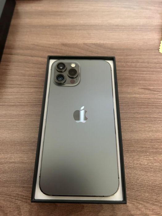 Айфон 12 про макс