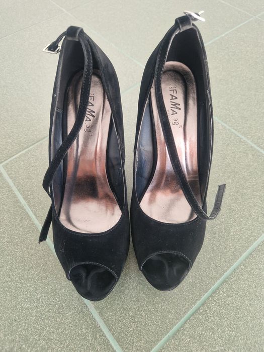 Дамски сандали на платформа