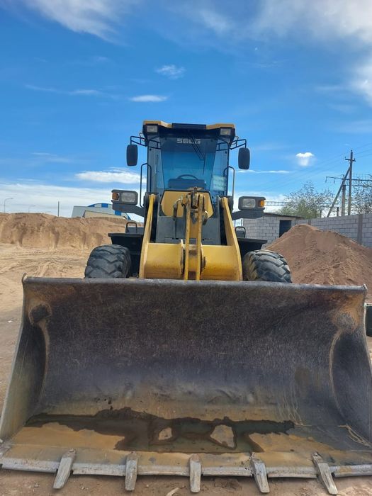 Погрузчик услуги