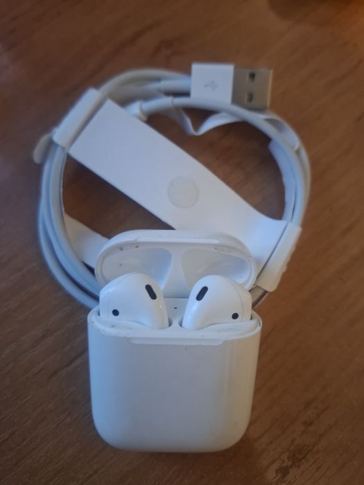 Без проводные наушники Apple