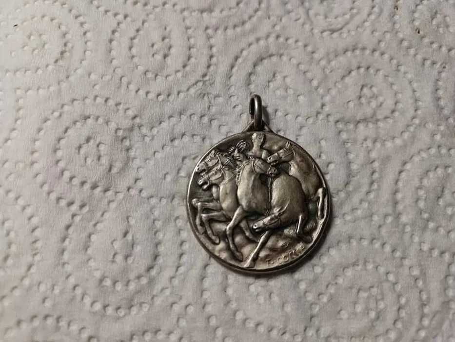 Lot vintage de 8 medalii din argint