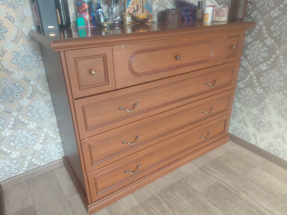 Спальный гарнитур