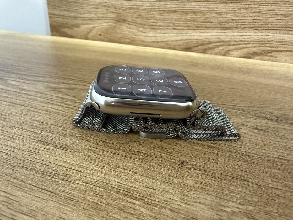 Apple watch seria 8 stainless steel