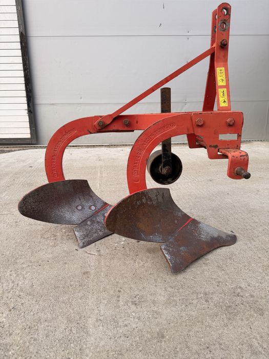 Plug tractor 14-45 cp Racovita • OLX.ro
