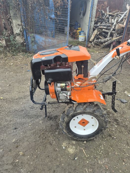 Se vinde motocultor dizel
