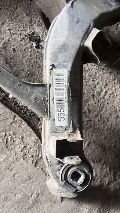 Задни балка мерседес 124