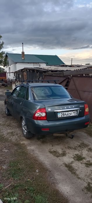 Продам Приора срочно