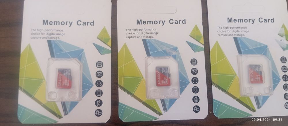 Камери 30лв. + Зарядно с кабел и Карта памет