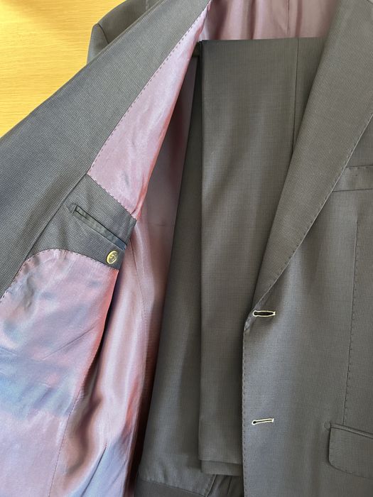 Продаётся мужской костюм