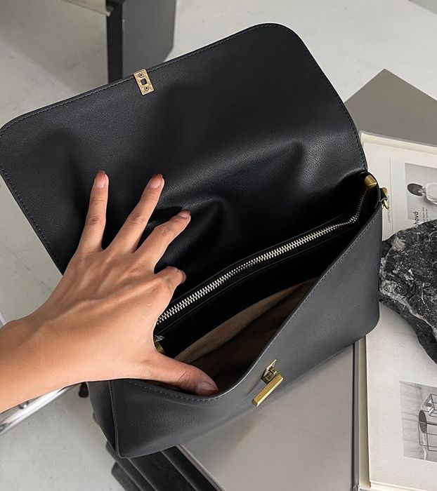 Сумка из натуральной кожи