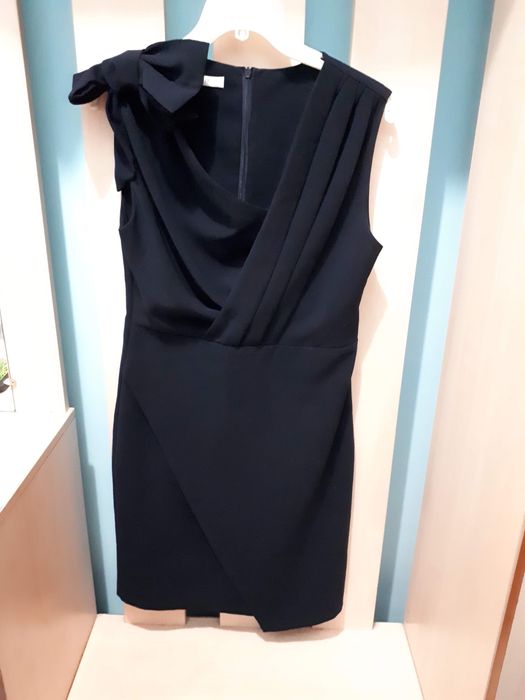 Продам платье черное