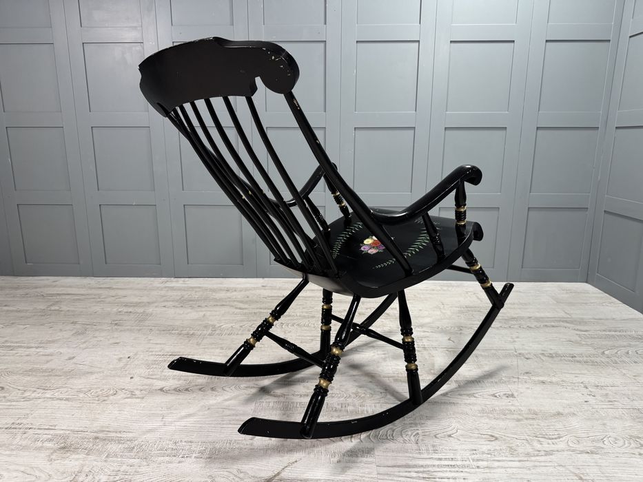 Люлеещ  стол К107