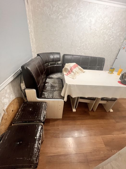 Кухонный уголок