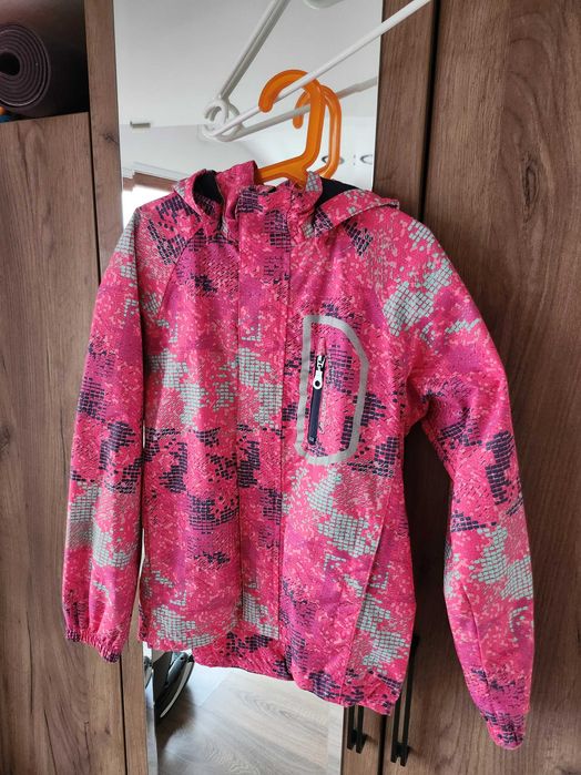 Пролетно яке Lassie tec 128Пролетно яке Lassie tec 128