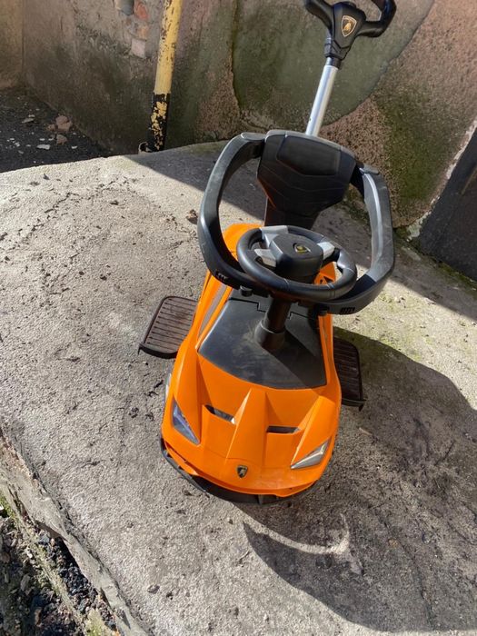 Детская машинка каталка