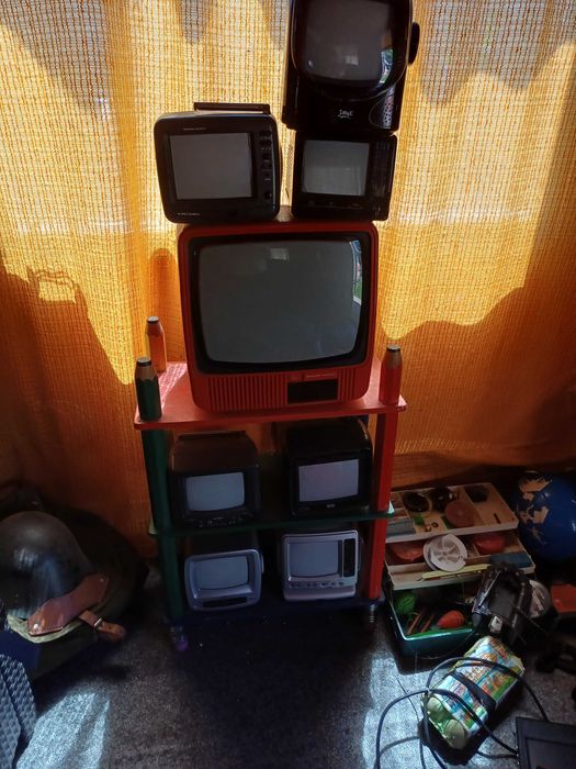 Vand tv mini de colectie, ptr cunoscatori !