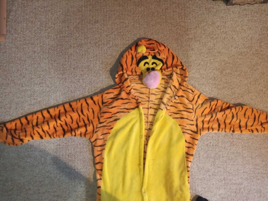 costum de carnaval calugar XS