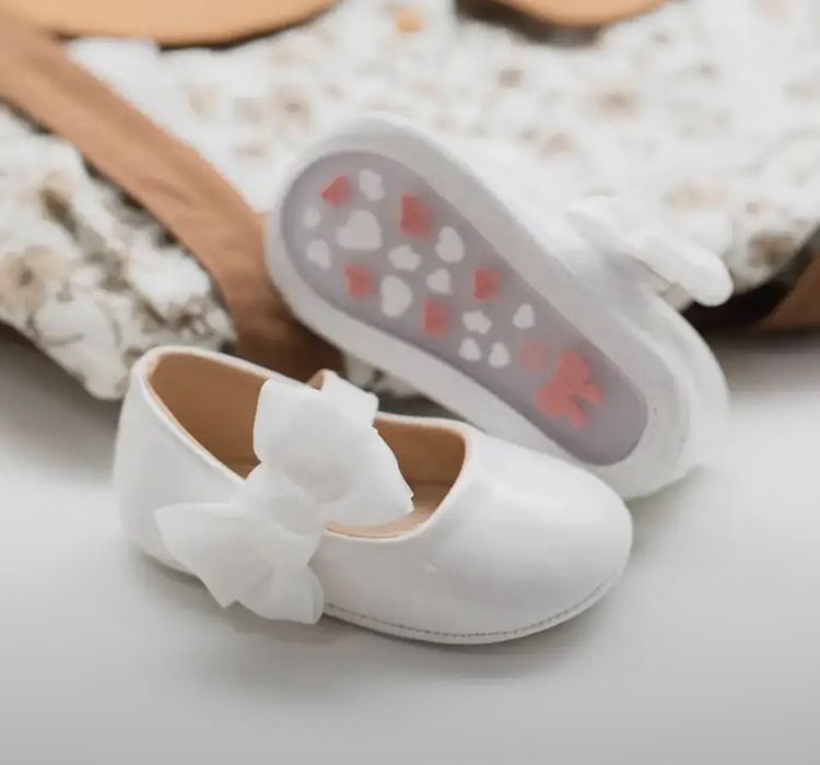 Детские туфельки