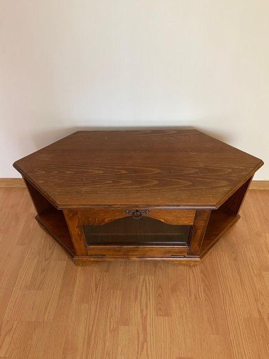 Comoda colt din lemn masiv