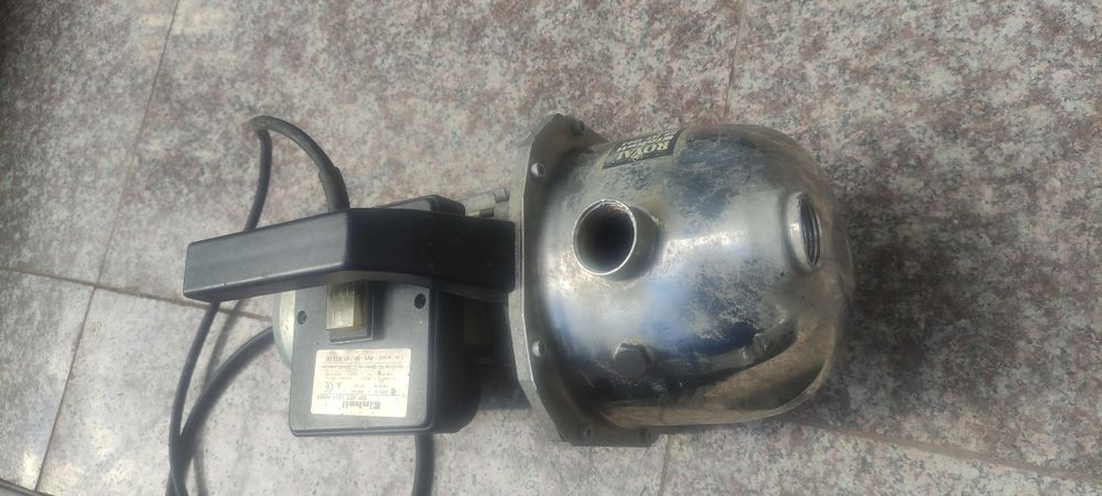 Помпа за вода работеща