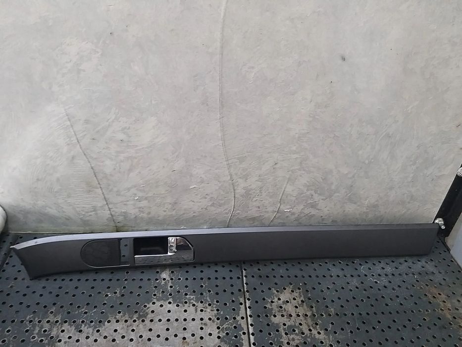 Ornament trim maner interior dreapta fata vw touareg 7l facelift 7l6853078d