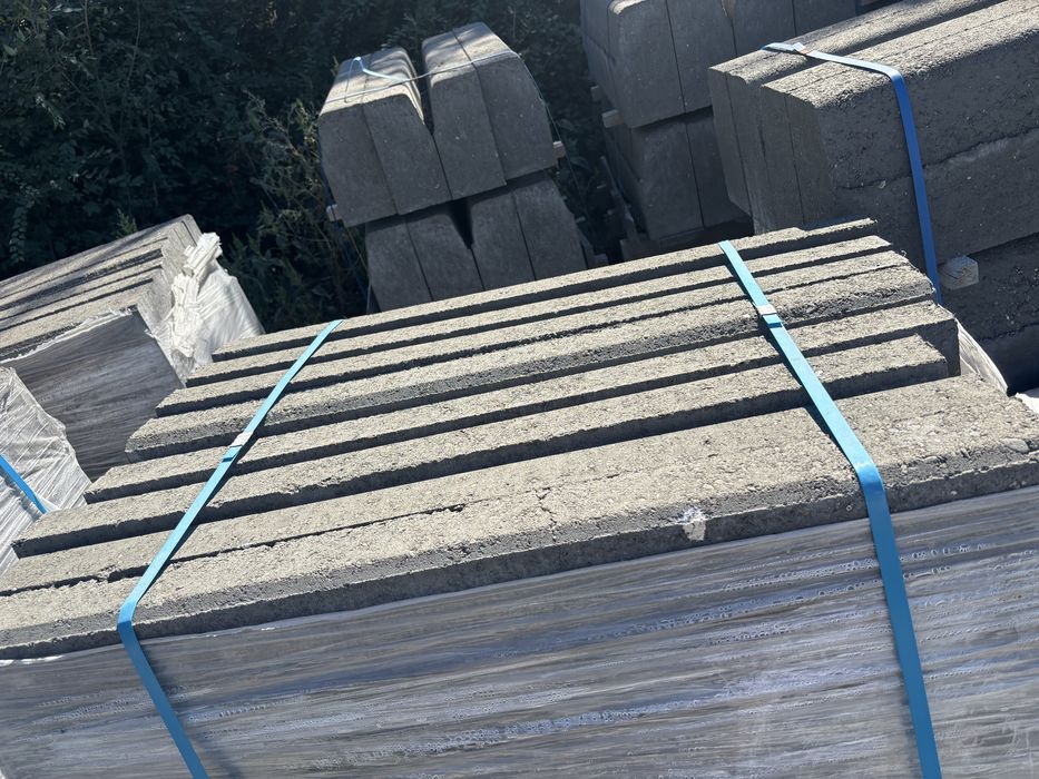 Бардюр сатылады.