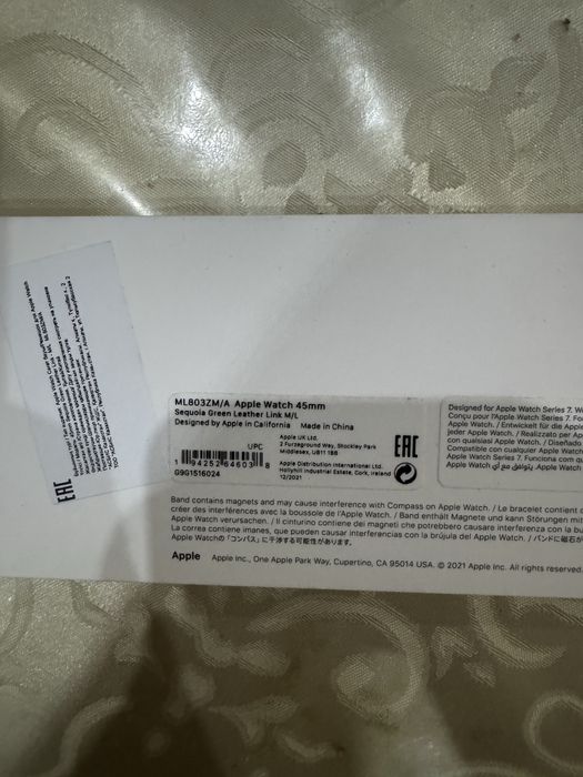 Продам оригинальный ремешок для Apple watch