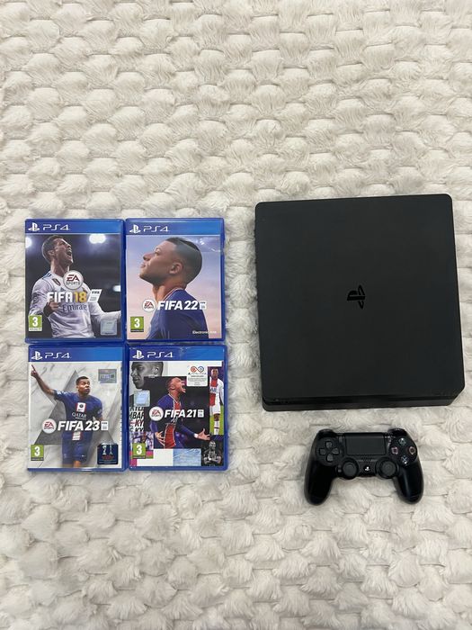 Play Station 4 slim 1 TB