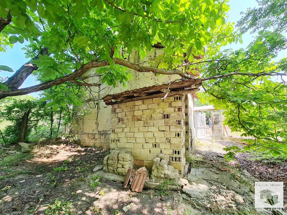 155008 Еднофамилна къща в добро състояние, сред красивата природа на с. Асеново, Община Стражица