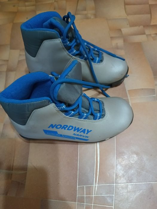 Ботинки лыжные детские