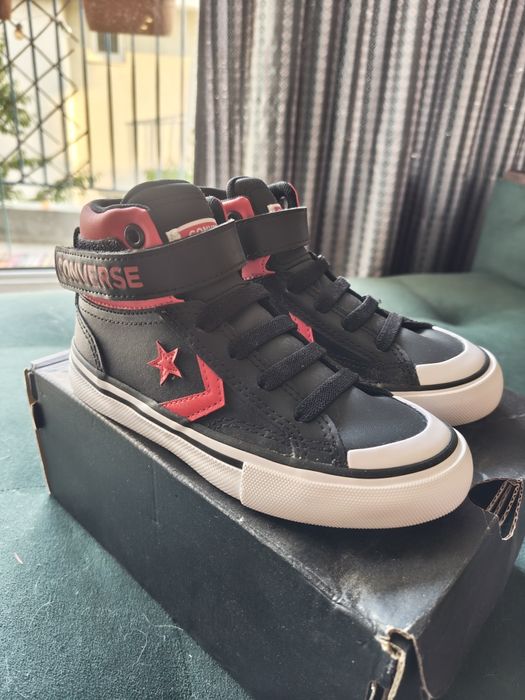 Детски обувки Converse за момче, 28 размер, чисто нови от САЩ!