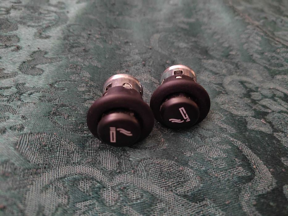 Оригинална аптечка Audi и Запалка Ауди