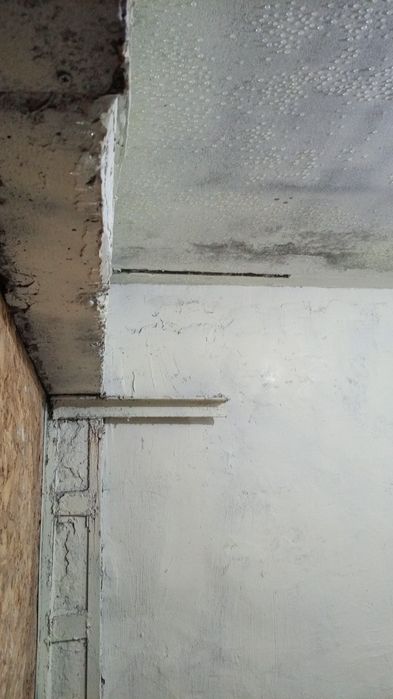 Продам  гараж после кап ремонта гараж находиться в городе